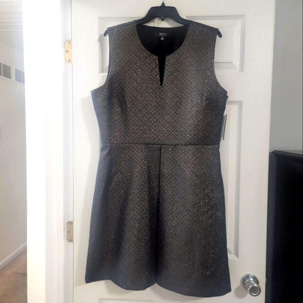 New, Still Tagged - Isaac Mizrahi shirt dress.  Size 16, blue & blackish